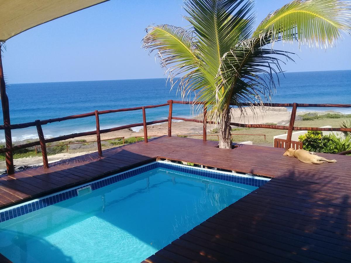 C-Mew Guest House Tofo Bagian luar foto